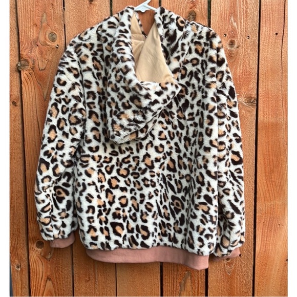 Faux fur jacket - Picture 5 of 5